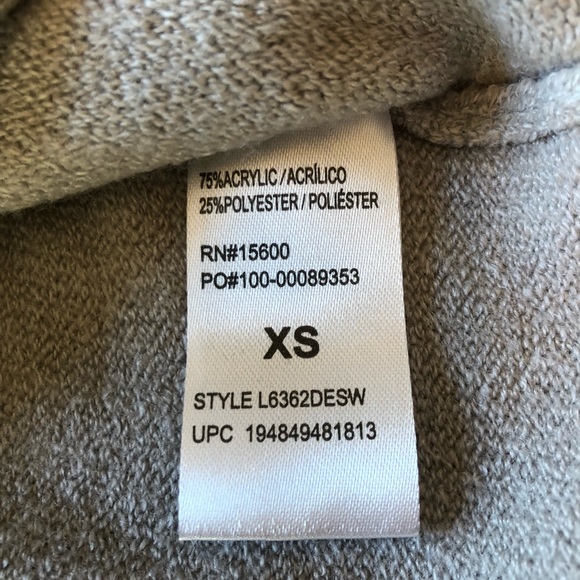 Wit & Wisdom Star Cable Knit Sweater Light Gray | XS | NWT - Picture 12 of 12